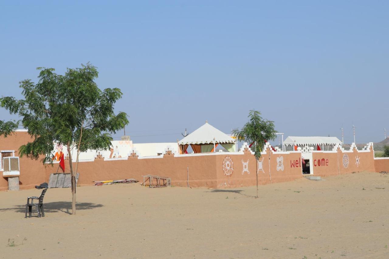 Sunny Desert Camp Kuri Экстерьер фото